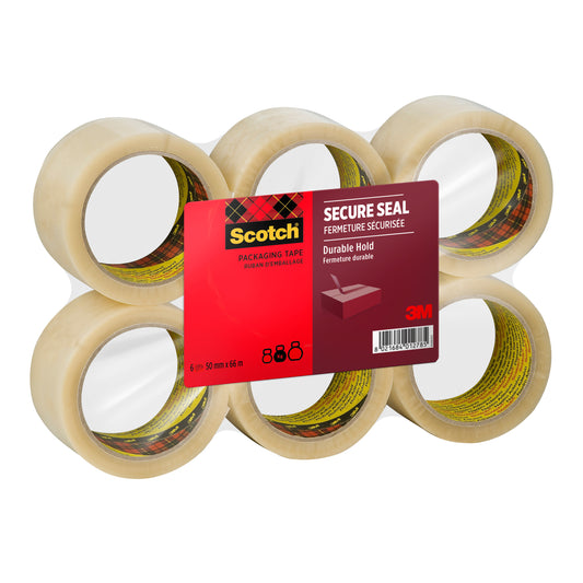 Abgebildet ist ein Sechserpack Scotch® Verpackungsklebeband für einen sicheren Verschluss (50 mm x 66 m) der 3M Deutschland GmbH mit einem rot-gelben Etikett mit der Aufschrift "Secure Seal, Durable Hold, 6 Rollen".