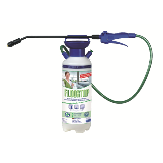 Der Dr. Schnell FLOORTOP Drucksprüher mit Fächerdüse und Dosierhilfen von DR.SCHNELL GmbH & Co. KGaA kommt in einer 1er-Packung mit grünem Schlauch, blauem Griff und deutscher Beschriftung mit einheitlicher Reinigungsdarstellung.