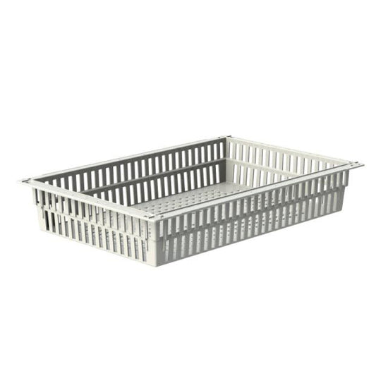 Der Novocal ABS-Korb in Grau hat einen perforierten Boden, ist durch ausziehbare Stopper teilbar und besteht aus langlebigem ABS-Material. Es ist leer und wird vor einem weißen Hintergrund präsentiert.