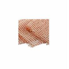 Zbliżenie wycofanego produktu: Arcora Kupfertuch Lose od Arcora International GmbH pokazuje siatkową strukturę i błyszczącą powierzchnię na białym tle.