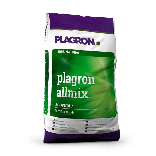 Produkt Plagron Allmix 50L firmy Bertels B.V. jest pakowany w zielono-fioletową torbę z białym napisem „100% naturalny”. Jest wzbogacony organicznym nawozem wstępnym i opatrzony symbolami przedstawiającymi humus z hodowli dżdżownic, które mają na celu poprawę wzrostu roślin.