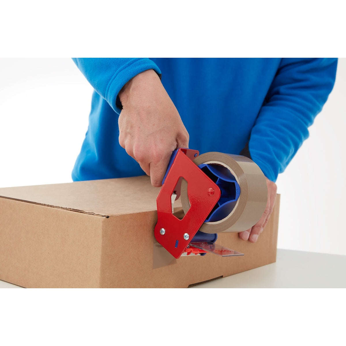 tesapack 4120 PVC Verpackungsband – Anwendung