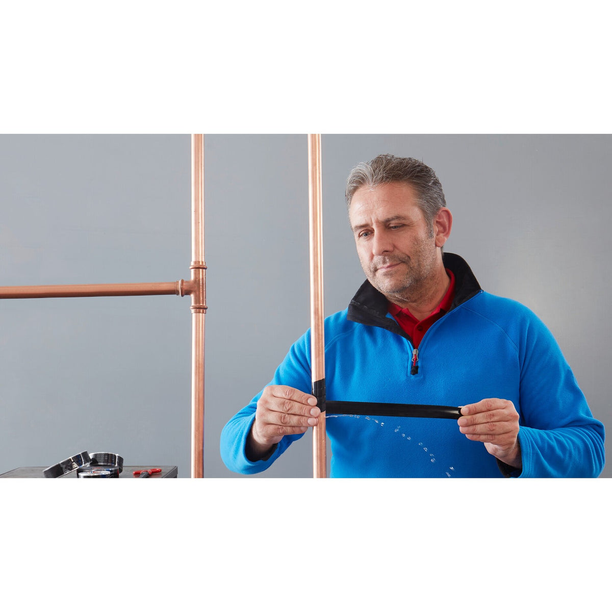 tesa Professional 4600 Xtreme Conditions Reparaturband, 3 m x 25 mm – Anwendung