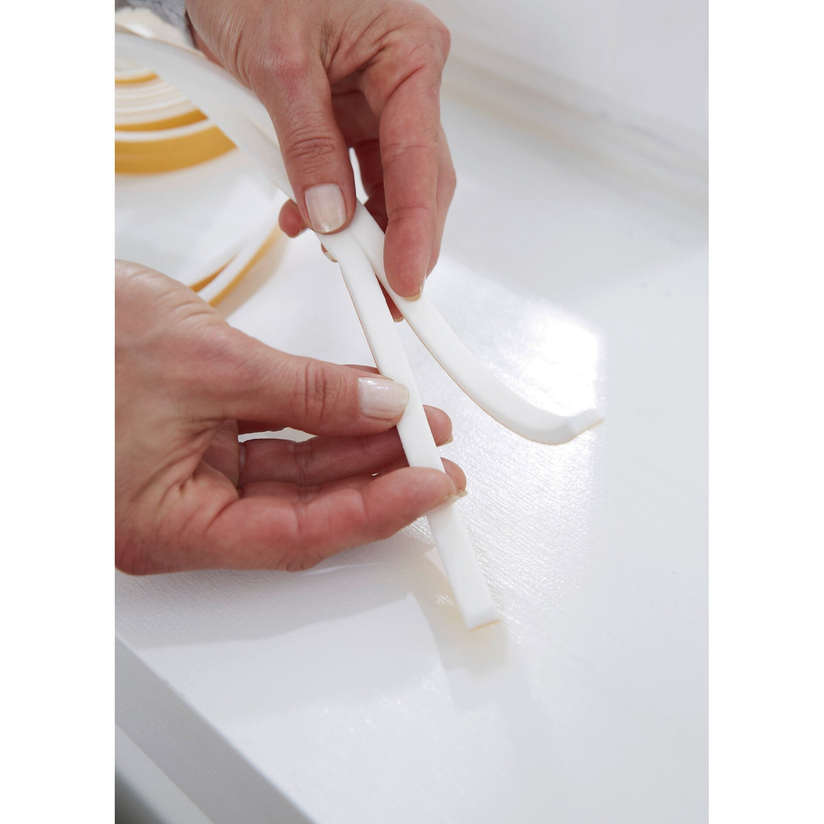 tesa INSULATION Dichtungsband Schaumstoff M, weiß – Anwendung
