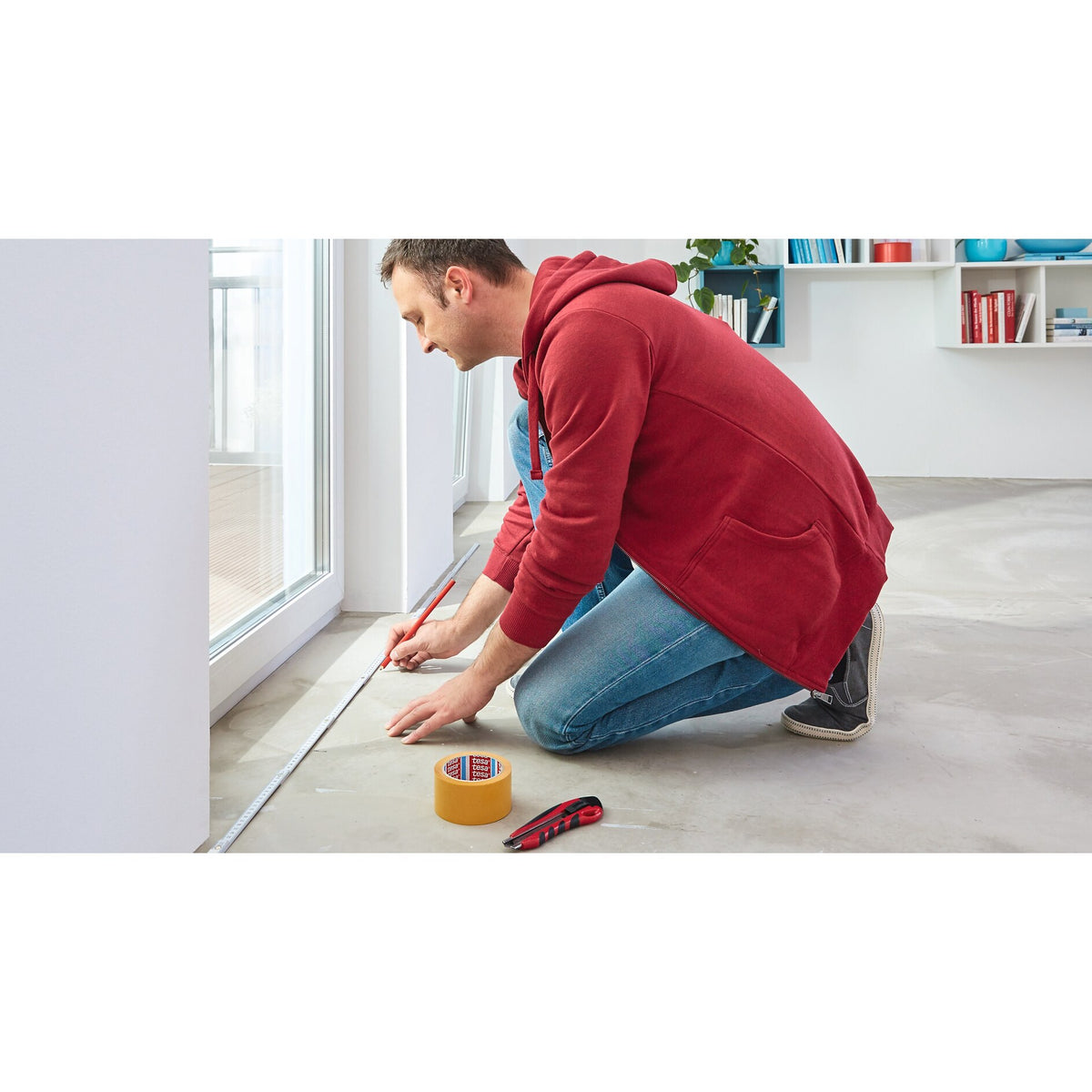 tesa 5681 Verlegeband, extra stark klebend, 5 m x 50 mm, weiß – Anwendung