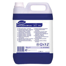 Ein 5-Liter-Kunststoffbehälter mit TASKI Sprint 200 conc Alkoholreiniger Hochkonzentrat von Diversey Deutschland GmbH & Co. OHG, mit einem blau-weißen mehrsprachigen Etikett und einem Tragegriff oben.