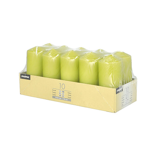 Starpak 10 Stumpenkerzen Ø 40 mm · 90 mm, żółte, z długim czasem palenia – ułożone w dwóch rzędach, zapakowane w przezroczysty prostokątny karton z informacjami o produkcie. Idealne do romantycznej atmosfery.