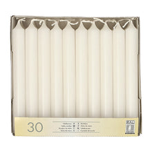 Die Starpak 30 Tafelkerzen Ø 2,1 cm · 19,6 cm sind hochwertige Wachs-Tafelkerzen, aufrecht in drei Reihen in einer Pappschachtel mit einem Etikett mit der Aufschrift „30“ und Symbolen für Sicherheit und Qualität – ideal für festliche Tischdekoration.