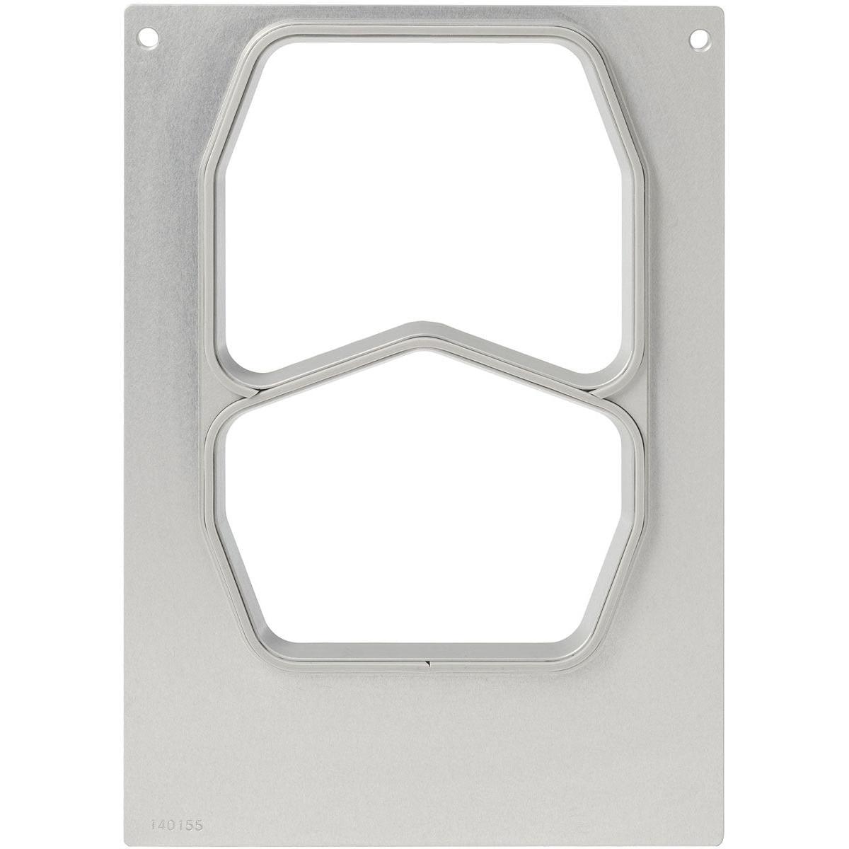 Kaseta DF10/20 dla tac PP (540/400 ml) firmy Duni GmbH to prostokątna metalowa szablona z dwoma pionowymi wycięciami, otworami w górnym rogu i wytrawioną liczbą w lewym dolnym rogu. Idealna dla gastronomii i cateringu. Opakowanie (1 sztuka).