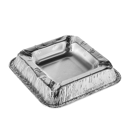 Popielniczki Starpak 10 to kwadratowe jednorazowe popielniczki wykonane z aluminium (2,2 x 12,5 x 12,5 cm), idealne na wydarzenia lub do łatwego sprzątania; każdy zestaw zawiera 10 sztuk, wygodnie zafoliowane.