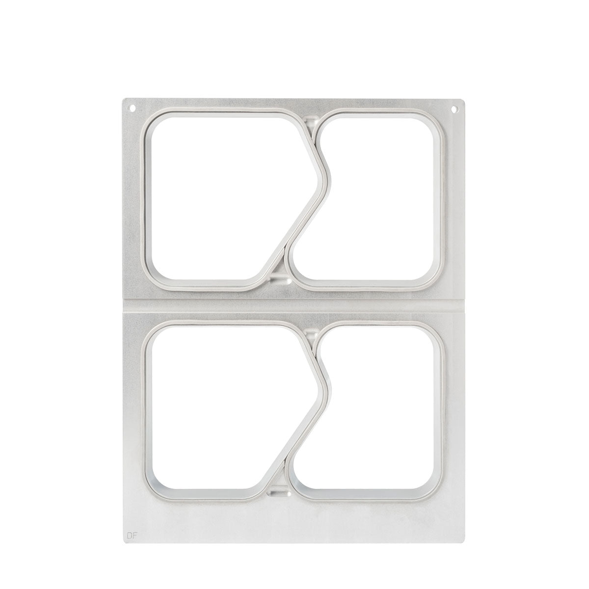 Prostokątna metalowa kaseta DF15/25 na tacki menu PP 1/4 GN 630 ml od Duni GmbH z dwoma identycznymi kwadratowymi otworami, oddzielonymi ukośnym zygzakowatym dzielnikiem, sfotografowana na białym tle.