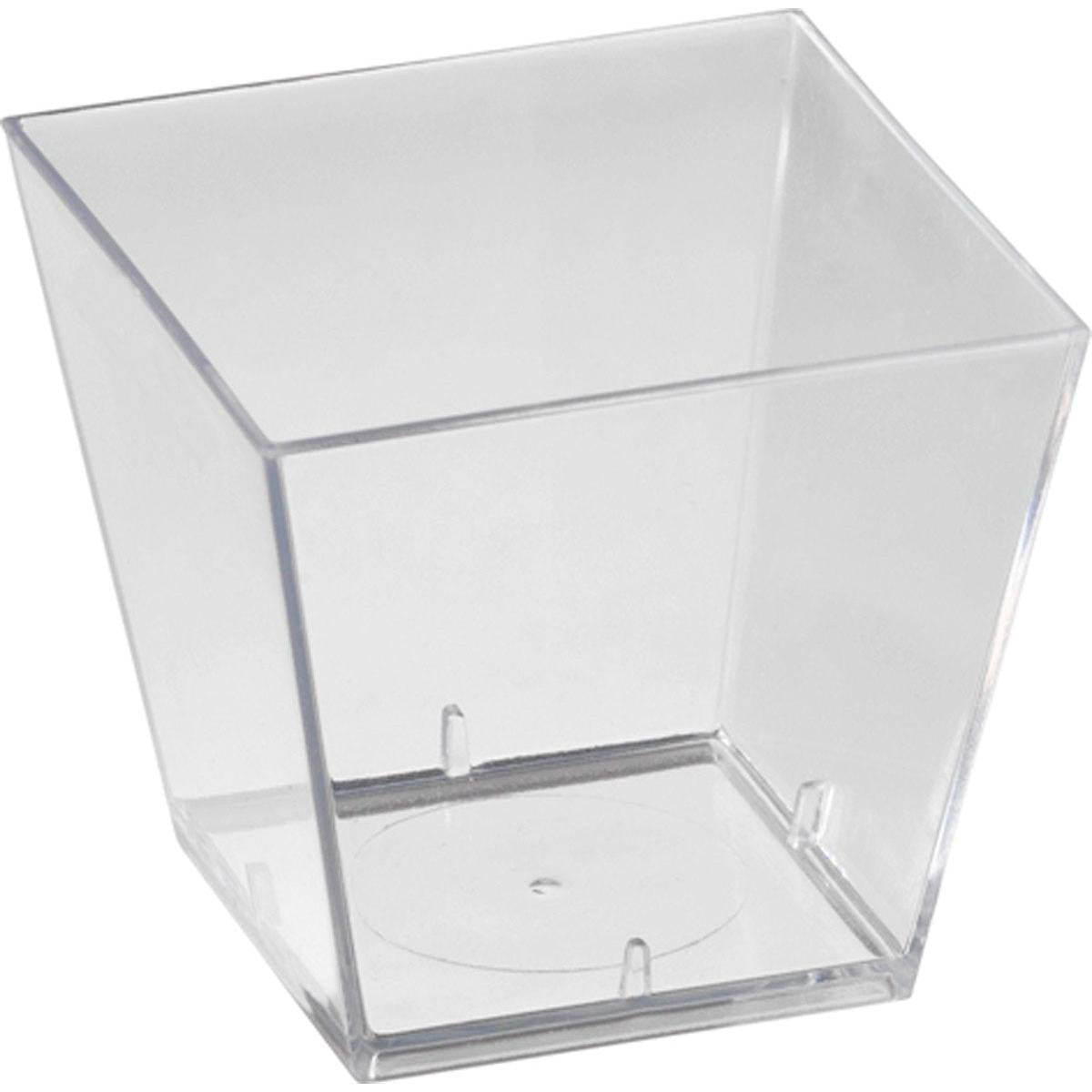 Duni GmbH Square Transparent PS Box (47x47x45 mm) jest przedstawione pod kątem na białym tle, idealne do przechowywania i prezentacji biżuterii. Opakowanie zawiera 100 sztuk.