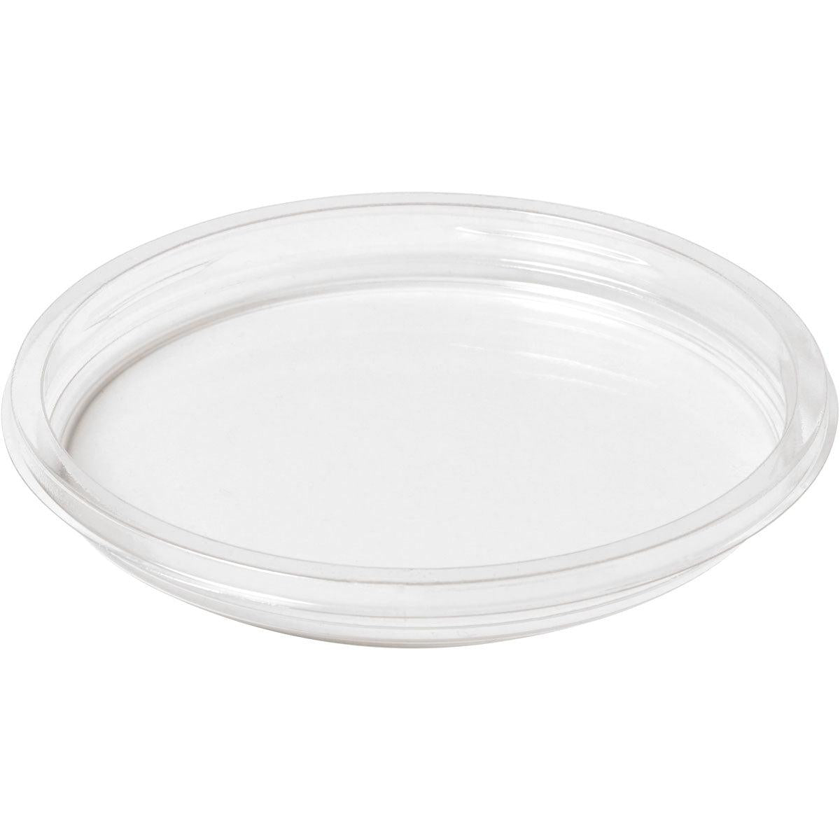 Przezroczysta, płaska pokrywka do misek Deli Crystal firmy Duni GmbH (rPET, 120x120x14 mm, 35 sztuk) jest przedstawiona na białym tle. Przezroczysta pokrywka ma lekko podwyższone krawędzie - idealne dla gastronomii.