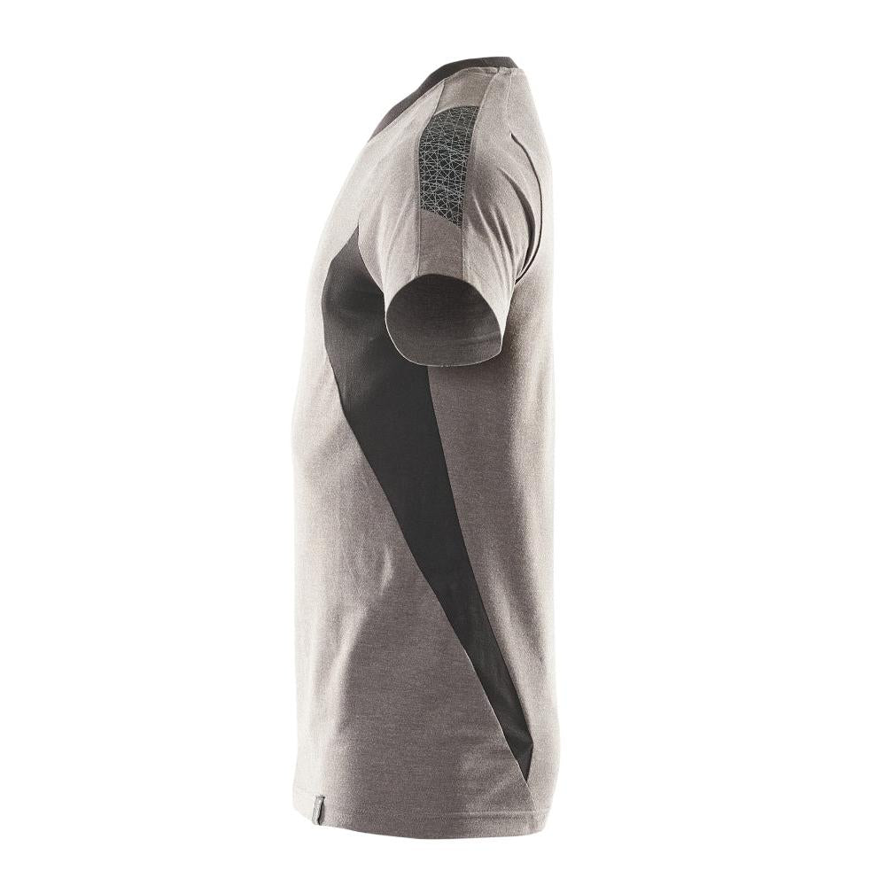T-shirt, t-shirt o nowoczesnym kroju