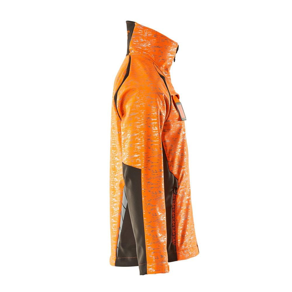 Kurtka typu softshell z efektami odblaskowymi. Kurtka typu softshell