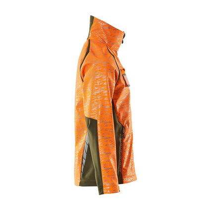 Kurtka typu softshell z efektami odblaskowymi. Kurtka typu softshell