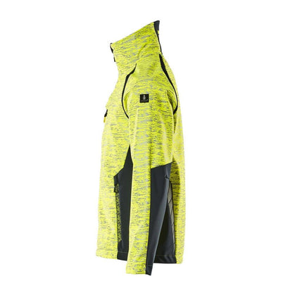 Kurtka typu softshell z efektami odblaskowymi. Kurtka typu softshell