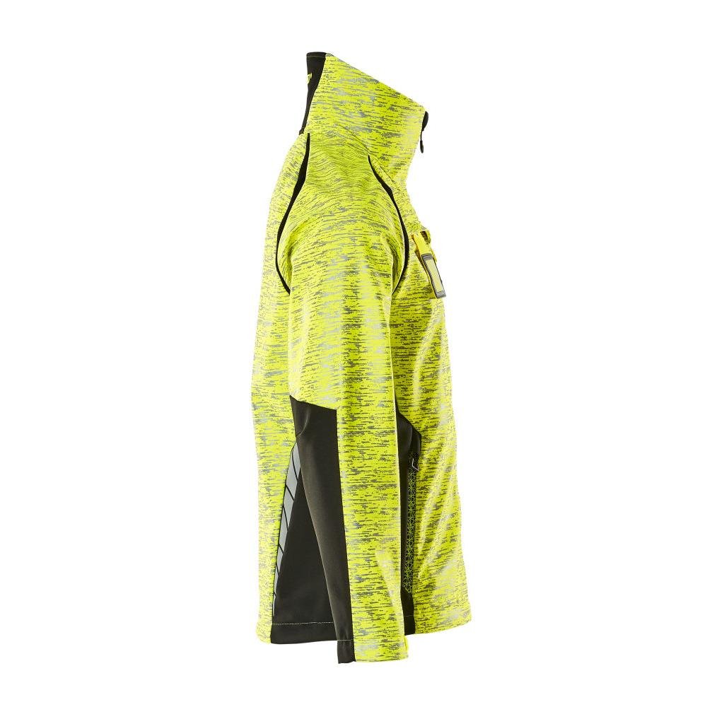 Kurtka typu softshell z efektami odblaskowymi. Kurtka typu softshell