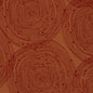 Serwetki z włókniny Duni GmbH 33 x 33 cm 3-warstwowe 1/4 fałda Earthy (250 sztuk) pokazują ciemnoczerwone, nakładające się spirale i rozproszone punkty na brązowym tle, tworząc abstrakcyjny, teksturowany wygląd.