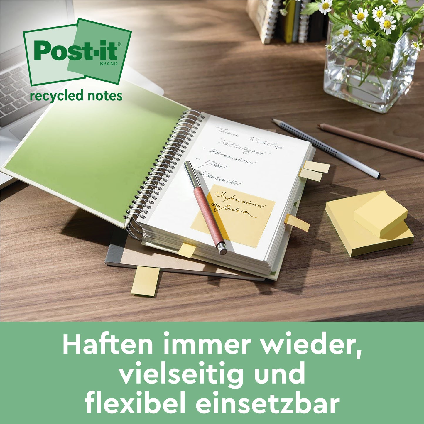 Na biurku leży opakowanie Post-it® Recycling Z-Notes (Żółty, 76x76 mm, 100% PEFC, 6 bloków) od 3M Deutschland GmbH, długopis, otwarty notatnik i inne materiały. Niemiecki tekst podkreśla wszechstronność i możliwość ponownego użycia karteczek samoprzylepnych.