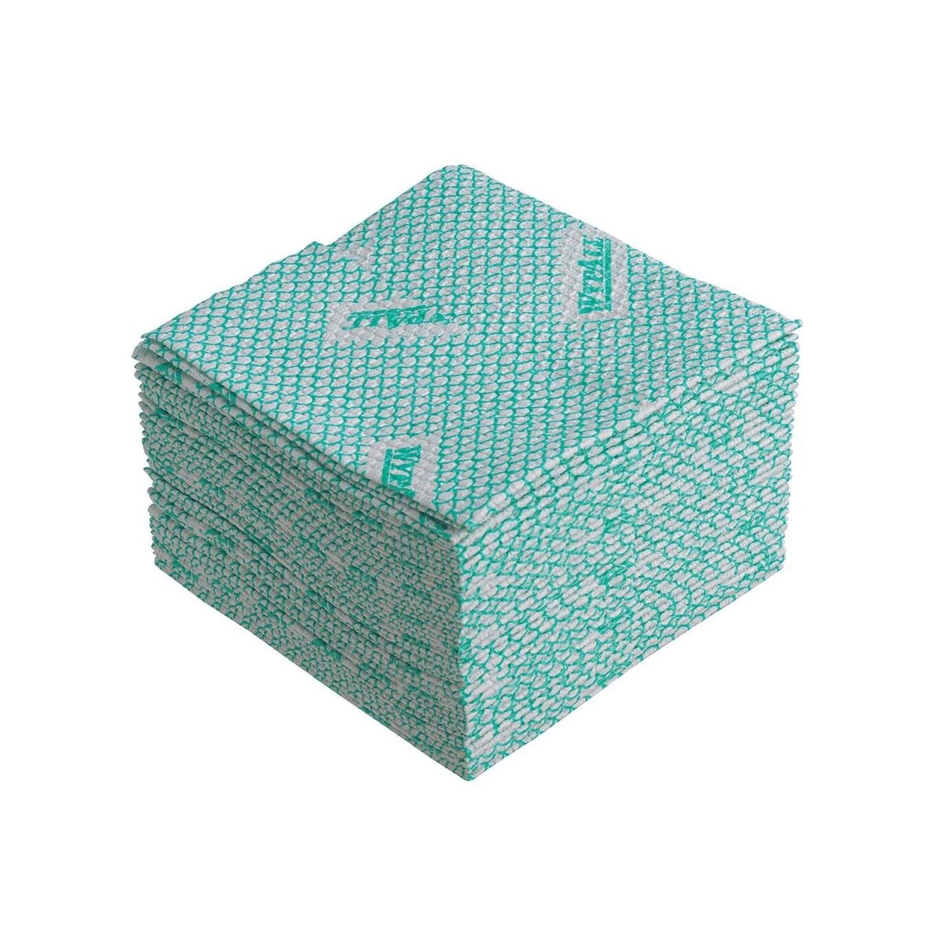 Stos zielonych ściereczek czyszczących WypAll® X80 Plus Critical Clean firmy Kimberly-Clark GmbH (złożone na cztery części, 8 woreczków x 30 ściereczek) leży schludnie na białym tle - idealne do krytycznych środowisk.