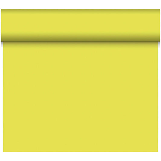 Eine teilweise abgerollte Rolle Bio-DC Tete a Tete (0,4x24m, kiwi) von Duni GmbH wird auf weißem Hintergrund präsentiert und zeigt die strapazierfähige und glatte Oberfläche - perfekt als vielseitige Dekoration für kreative Projekte.