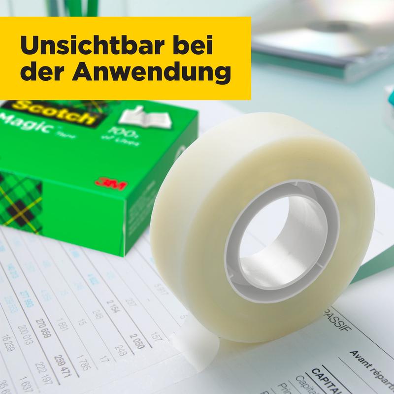 Rolka Scotch® Magic™ Invisible Tape od 3M Deutschland GmbH leży na dokumencie; w tle widać zielone opakowanie promocyjne z 24 rolkami (19 mm x 33 m). Żółty baner: "Niewidoczna przy aplikacji."