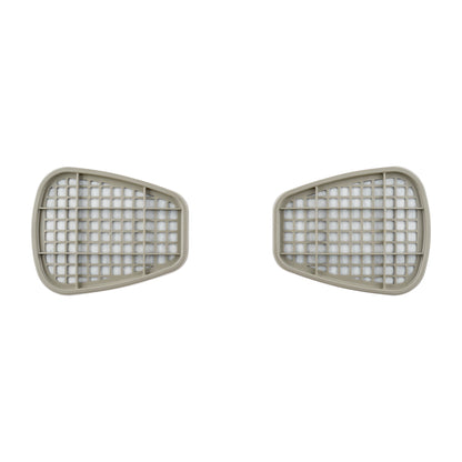 Przedstawione są dwa identyczne wkłady filtrujące 3M™ 6055, A2 Opary organiczne od 3M Deutschland GmbH obok siebie na białym tle, każdy z prostokątną, lekko wypukłą jasnoszarą osłoną z tworzywa sztucznego.