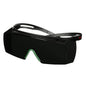 Okulary ochronne 3M™ SecureFit™ 3700, czarne zauszniki, powłoka odporna na zarysowania, szare soczewki IR 5.0, SF3750AS-BLK, 20 szt. w opakowaniu | Opakowanie (1 szt.)