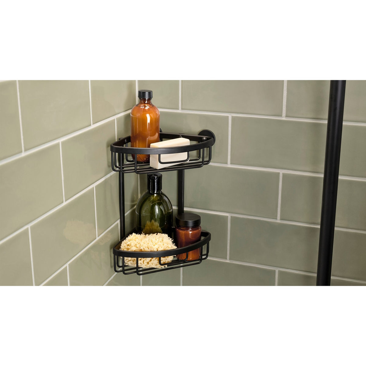 tesa ALUXX BLACK Eck-Duschkorb, zweistöckig, mattschwarz, für Dusche und Badewanne – Anwendung
