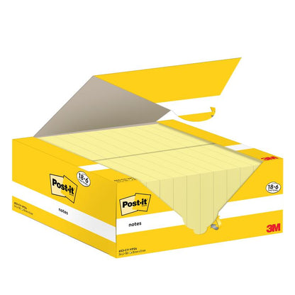 Otwarta żółto-biała skrzynka karteczek Post-it® Notes (3M Deutschland GmbH) pokazuje kilka żółtych karteczek w środku. Karton zawiera 18 bloków + 6 gratis (38x51mm, 100 arkuszy/blok), certyfikowany przez PEFC, z logo i informacjami o produkcie.