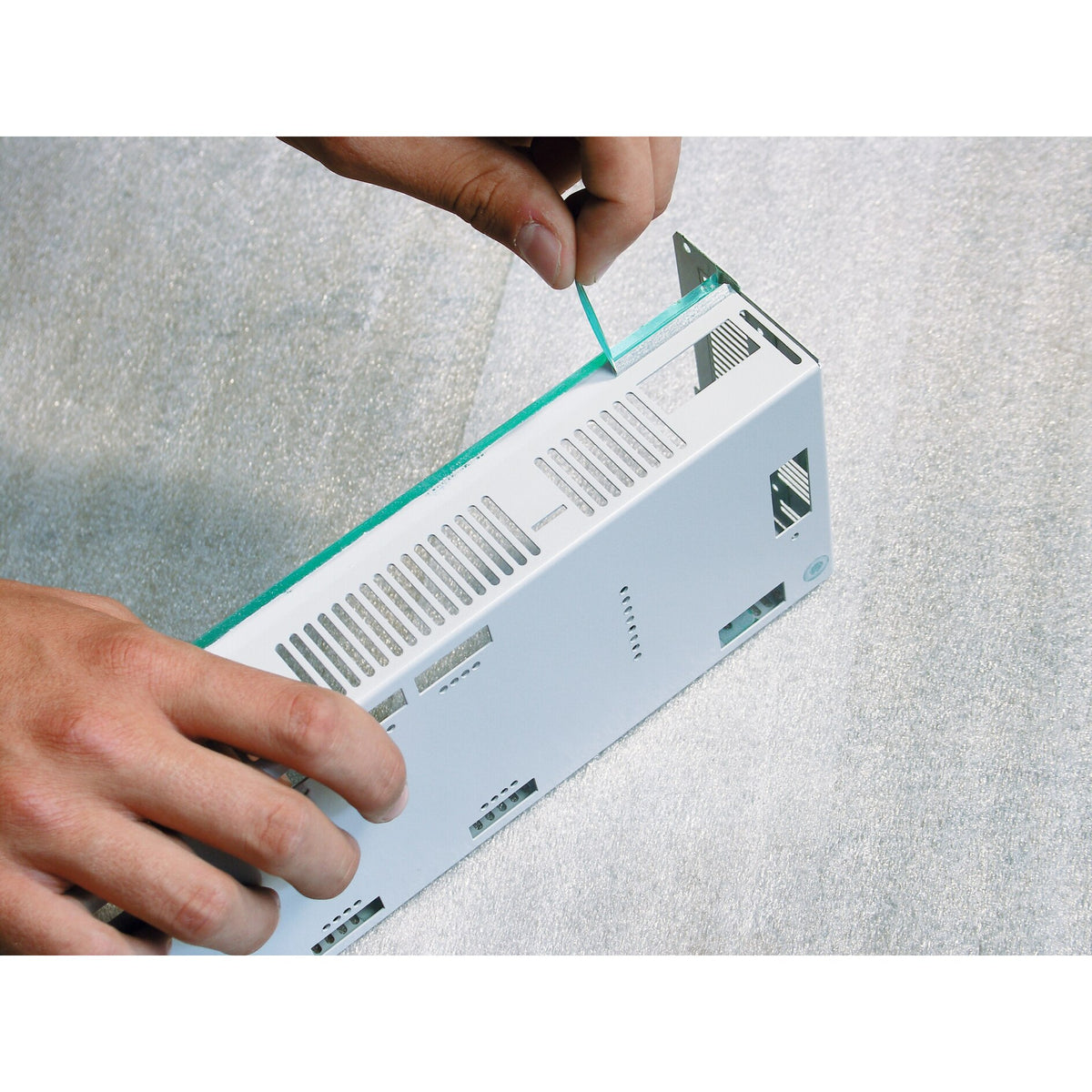 tesa 50600 PET-Abdeckband 220°C, grün-transparent – Anwendung