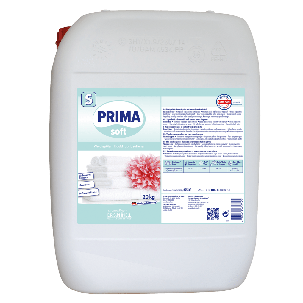 Biały 20-kilogramowy plastikowy pojemnik od Dr. Schnell PRIMA SOFT soft płyn do płukania od DR.SCHNELL GmbH & Co. KGaA, z niebiesko-białą etykietą z złożonymi ręcznikami, różowym kwiatem i informacjami o produkcie w języku niemieckim.