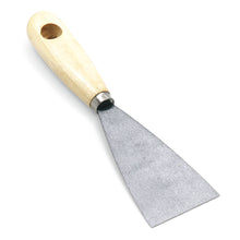 Die Nölle Profi Brush Malerspachtel von Nölle Profi Brush Bürsten- & Pinseltechnik e.K. verfügt über eine breite, flache Metallklinge und einen leichten Holzgriff mit Loch - ein unverzichtbares Malerwerkzeug für Profis.