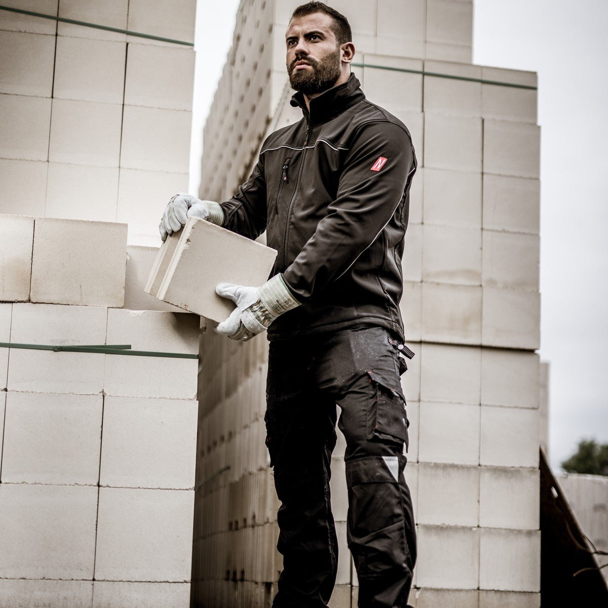Kurtka softshell NITRAS MOTION TEX LIGHT w kolorze czarnym