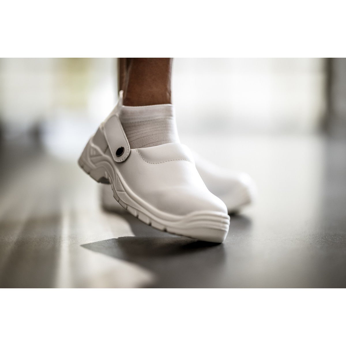 Chodaki bezpieczne NITRAS CLEAN STEP CL, SB, białe