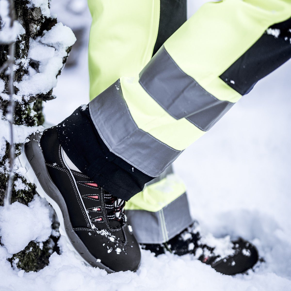 Zimowe buty ochronne NITRAS SPORT STEP MID W, S3 CI, średniej wysokości, czarne