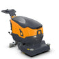 TASKI ULTIMAXX 900 RB45 P BMS 13A gel ready od Diversey Deutschland GmbH & Co. OHG to pomarańczowo/szara maszyna szorująco-odsysająca do użytku komercyjnego, idealna do czyszczenia budynków i dużych powierzchni, wyposażona w koła, uchwyt i nakładki szczotkowe.