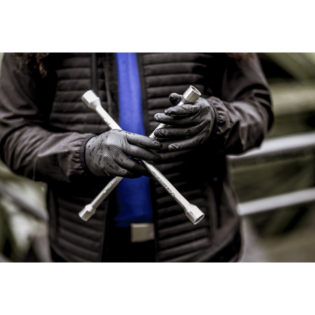 Rękawiczki jednorazowe nitrylowe NITRAS TOUGH GRIP LIGHT w kolorze czarnym