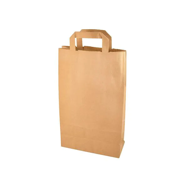 Eine PAPSTAR 50 Tragetasche der PAPSTAR GmbH aus Papier mit Tragegriffen steht aufrecht vor einem weißen Hintergrund und unterstreicht ihr schlichtes und umweltfreundliches Design.