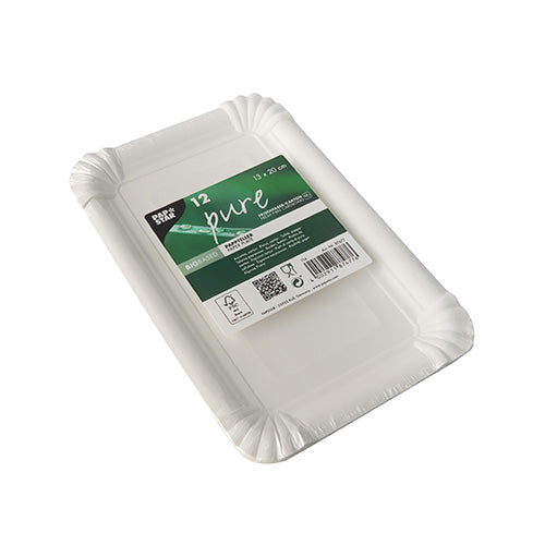 Opakowanie 12 prostokątnych białych jednorazowych talerzy PAPSTAR "pure" (13x20 cm) na przyjęcia, z podwyższonym rantem i zaokrąglonymi rogami, firmy PAPSTAR GmbH. Ekologiczne, zafoliowane opakowanie z symbolami recyklingu na etykiecie.