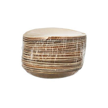 Ein Karton mit 25 PAPSTAR Tellern aus Palmblatt "pure", rund (Ø 18,5 cm), nachhaltig und biologisch abbaubar, von PAPSTAR GmbH ist in transparenter Verpackung vor weißem Hintergrund abgebildet.