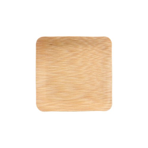 Talerze z bambusa na przekąski „pure” kwadratowe 8,5 cm (10 sztuk) od PAPSTAR GmbH to przyjazne dla środowiska, kwadratowe talerze jednorazowe z bambusa - biodegradowalne i idealne do serwowania przekąsek w sposób zrównoważony.