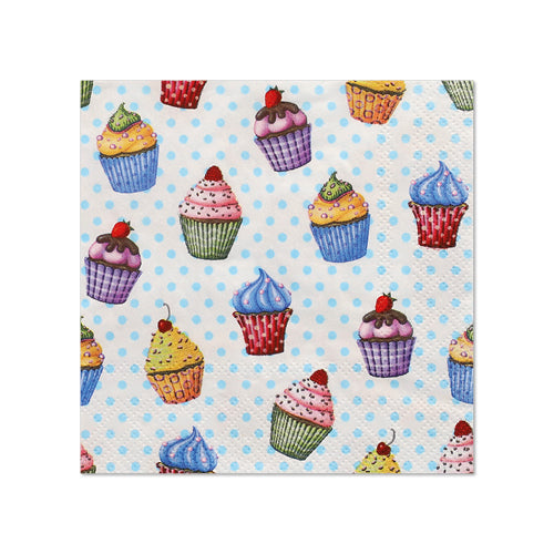 Die PAPSTAR 20 Servietten, 25 cm x 25 cm, 3-lagig der PAPSTAR GmbH zeigen einen hellblauen gepunkteten Hintergrund mit bunten Cupcakes und Kirschen – perfekt für Partys mit ihrem charmanten und robusten Design.