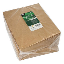 Stos prostokątnych, brązowych pudełek na popcorn PAPSTAR (19,2x15,8x8 cm, duże), 50 sztuk, zapakowanych w przezroczysty plastik z zielono-białą etykietą marki - idealne na wydarzenia. Marka: PAPSTAR GmbH.