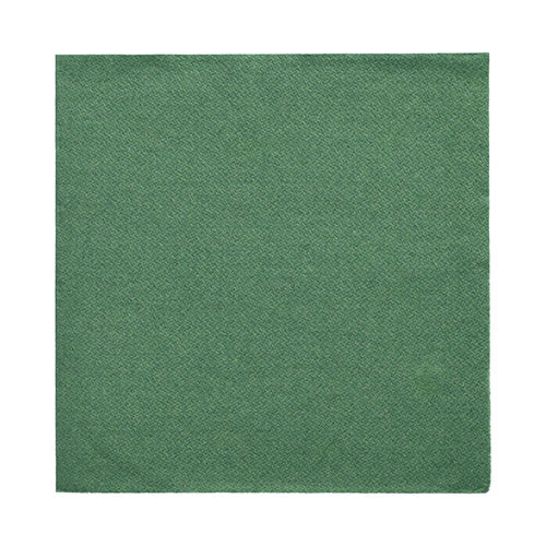 Eine grüne Serviette 32x32 cm aus der DAILY Collection (50er-Pack, 1/4 Falz) der PAPSTAR GmbH liegt flach auf weißem Untergrund.