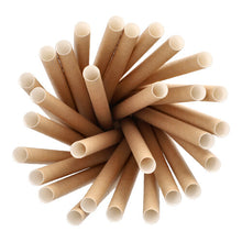 Widok z góry na PAPSTAR słomki do Bubble Tea "pure" (Ø 12 mm, 20 cm, brązowe, ekologiczne | folia, 200 sztuk) od PAPSTAR GmbH w okrągłym układzie na białym tle.