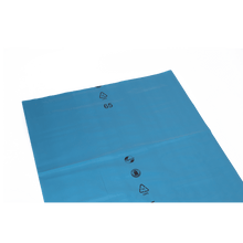 Płaska niebieska folia z tworzywa sztucznego (DEISS 90039, 800x1200x0,1 mm, opakowanie 1 sztuka) firmy EMIL DEISS KG (GmbH + Co.) z symbolami recyklingu i czarną liczbą 65, zaprojektowana do trwałego przechowywania. Przedstawiona na jednolitym białym tle.