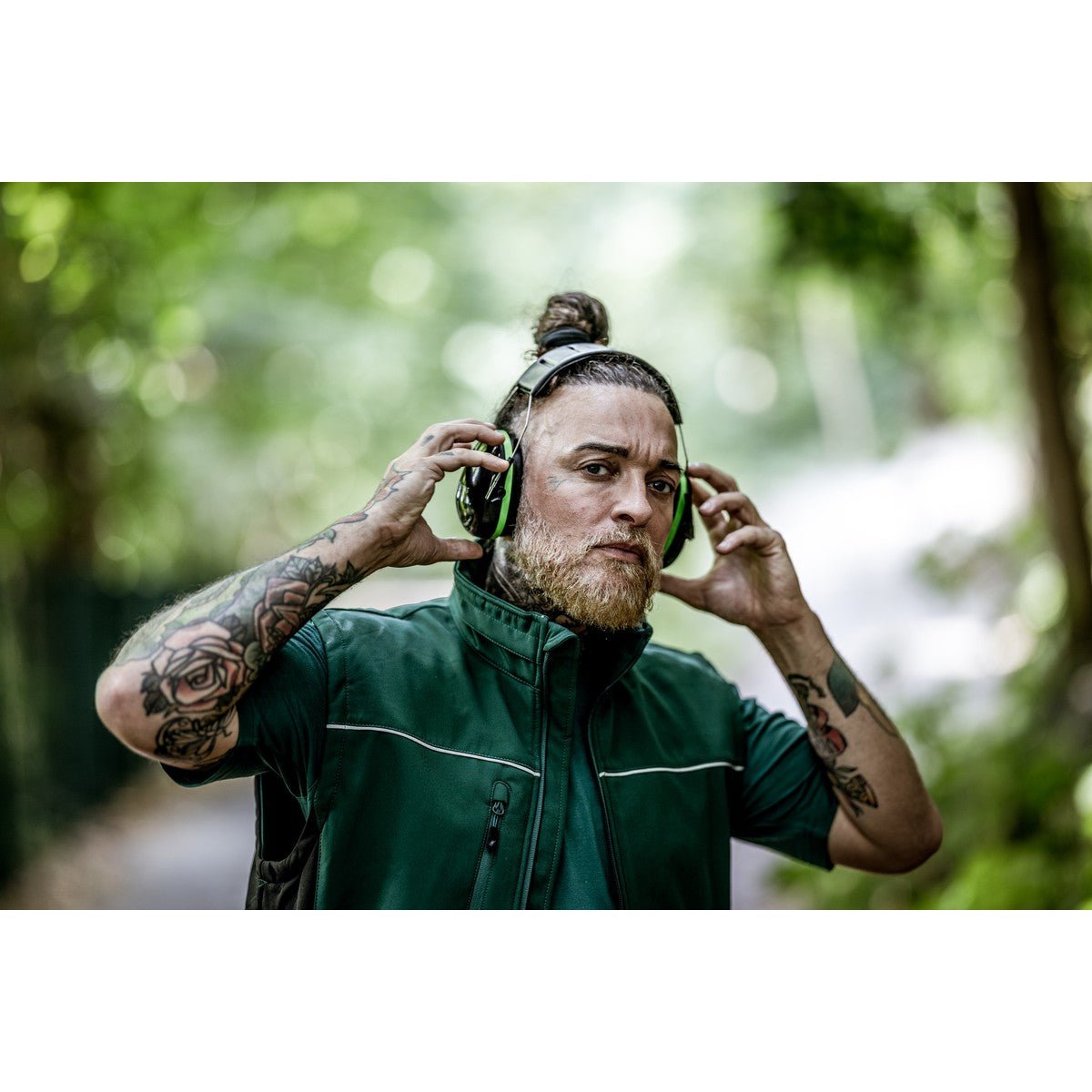 NITRAS MUTE DEFENDER PRO, nauszniki, czarno-zielone, tworzywo sztuczne EN 352-1 | Opakowanie (1 szt.)