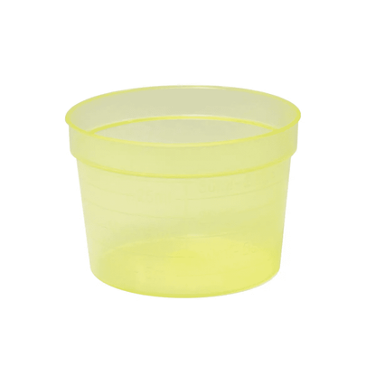 Kubek medyczny AMPri PP 30 ml to półprzezroczysty żółty kubek pomiarowy z tworzywa sztucznego z polipropylenu z oznaczeniami objętości po bokach. Ten cylindryczny kubek ma stałą średnicę od góry do dołu i stoi na prostym białym tle. Produkt jest dostępny w różnych kolorach i zawiera 2000 sztuk na opakowanie. Produkowany jest przez AMPri Handelsgesellschaft mbH.